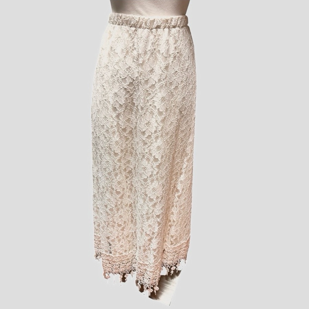 Vintage Lorrie Kabala cream lace skirt Size 6
